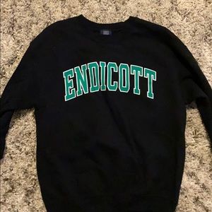 Endicott crewneck
